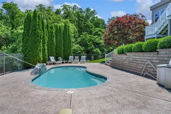 $1,175,000 | 169 Fick Farm Road, Chesterfield, MO 63005