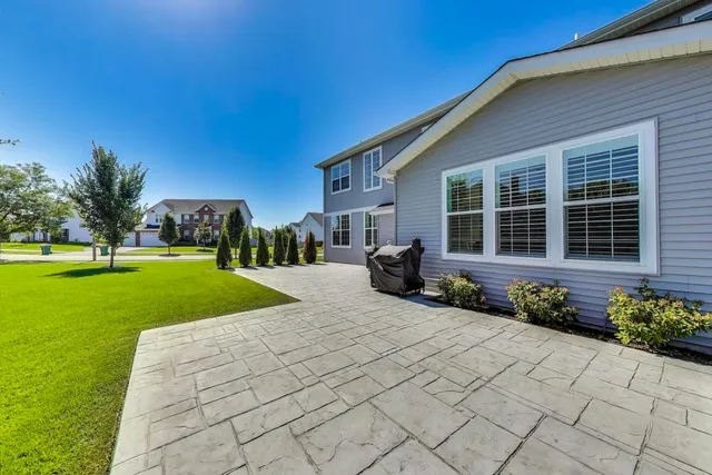 $875,000 | 27100 Timber Wood Court, Plainfield, IL 60585