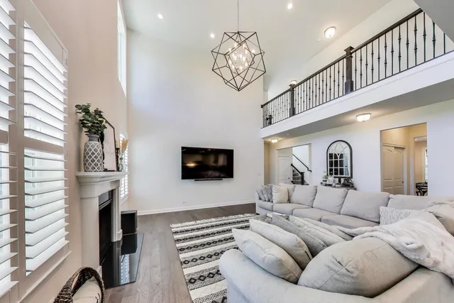 $875,000 | 27100 Timber Wood Court, Plainfield, IL 60585