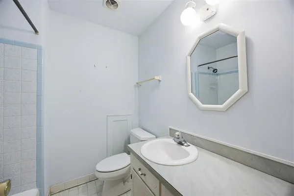 $429,000 | 1037 Yeamans Hall Road, Hanahan, SC 29410