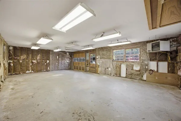 $429,000 | 1037 Yeamans Hall Road, Hanahan, SC 29410