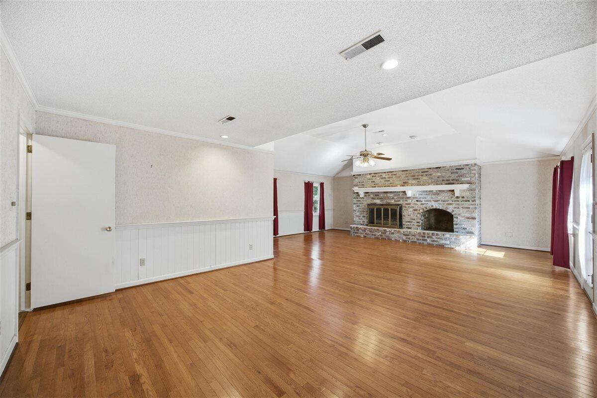 1037 Yeamans Hall Road Hanahan, SC 29410 - Photo 8 of 23 08-1037_008