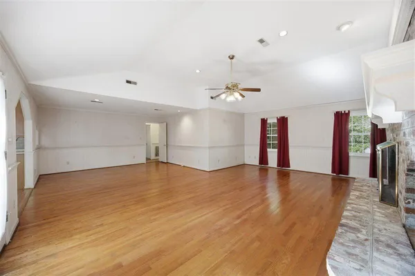 $429,000 | 1037 Yeamans Hall Road, Hanahan, SC 29410