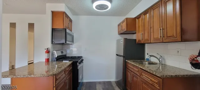 $1,860 | 17 Cuozzo Street, Belleville, NJ 07109