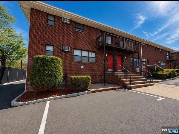 $235,000 | 183 Terhune Avenue, Unit 3, Lodi, NJ 07644