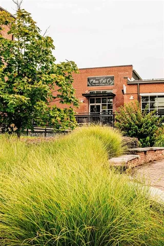 $636,079 | 368 Scarlet Rose Way, Hoschton, GA 30548