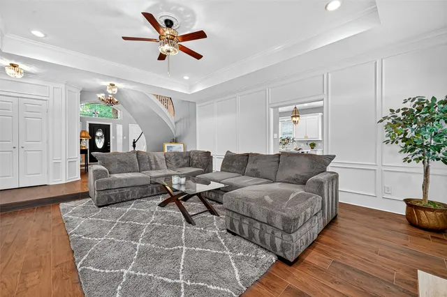 $534,000 | 5911 Springton Lane, Spring, TX 77379