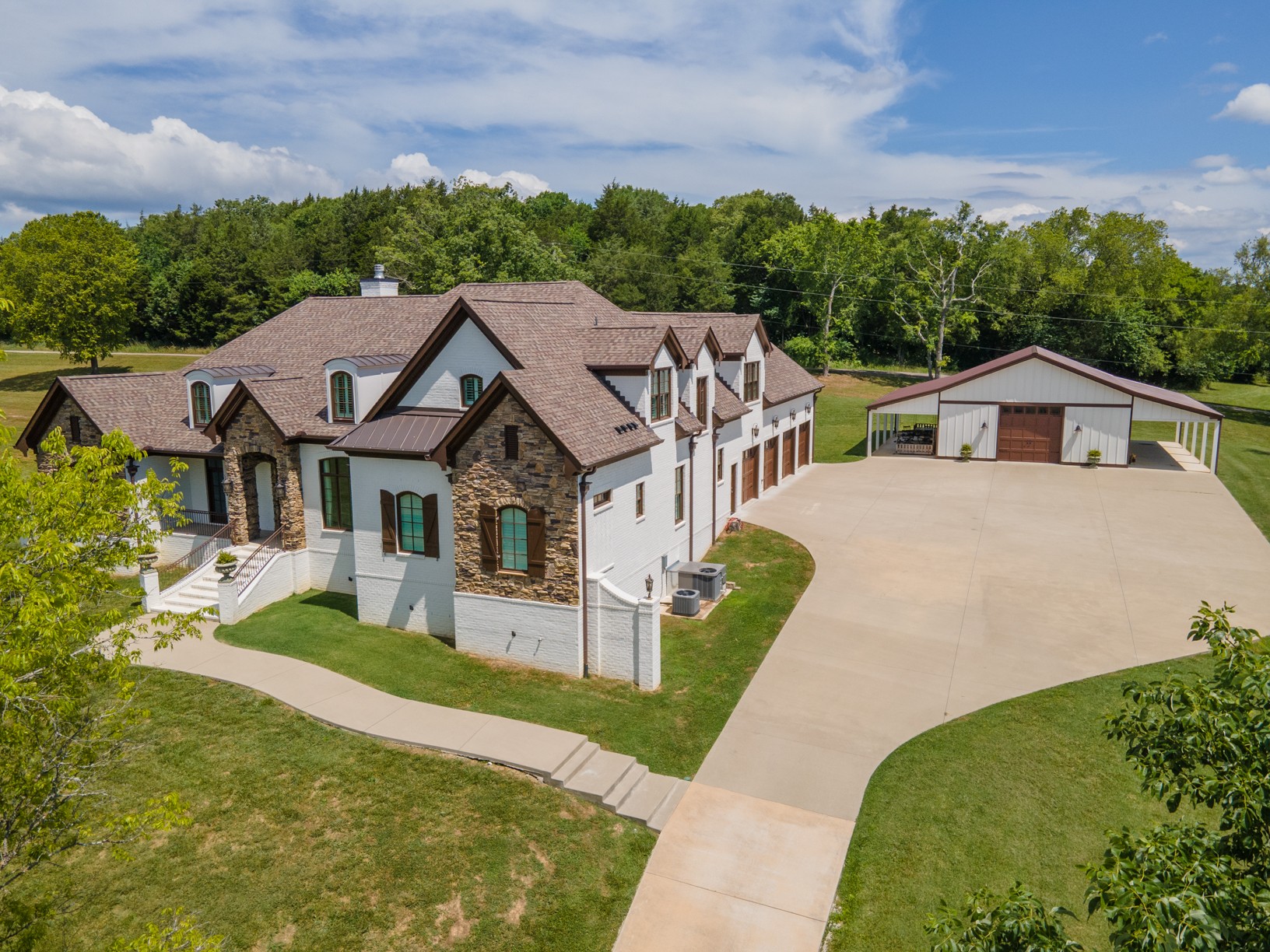 1829 Sedberry Road, Unit 5 Franklin, TN 37064 - Photo 3 of 50 a view of house with garden