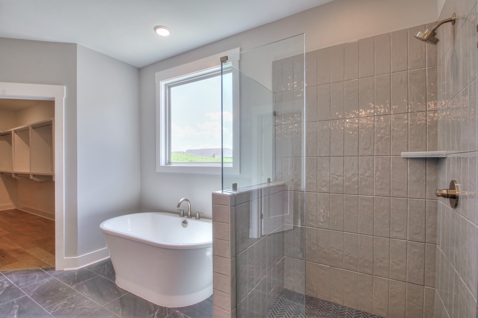 184 Phillips Bend Spring Hill Spring Hill, TN 37174 - Photo 17 of 39 a bathroom with a bathtub and shower
