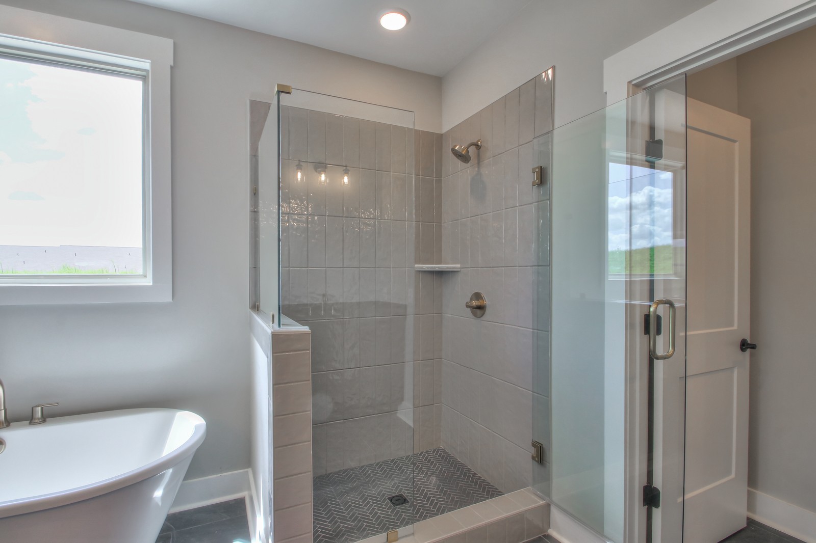 184 Phillips Bend Spring Hill Spring Hill, TN 37174 - Photo 19 of 39 a bathroom with a shower a toilet and a sink
