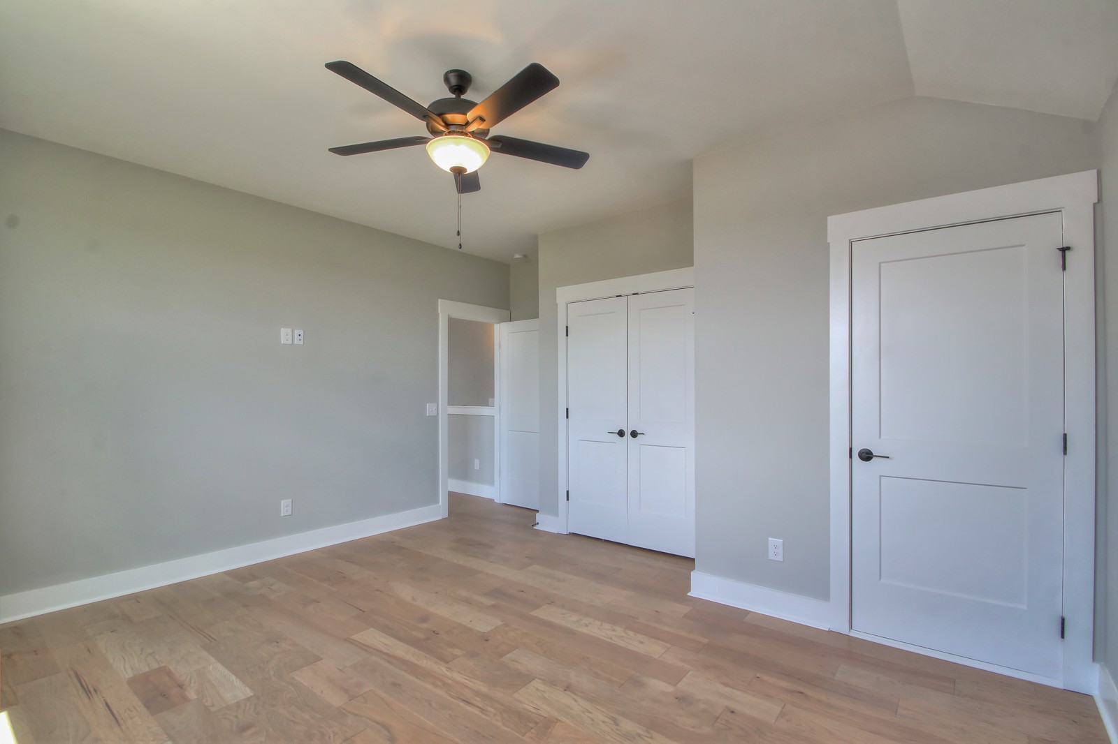 184 Phillips Bend Spring Hill Spring Hill, TN 37174 - Photo 23 of 39 a view of an empty room with a ceiling fan