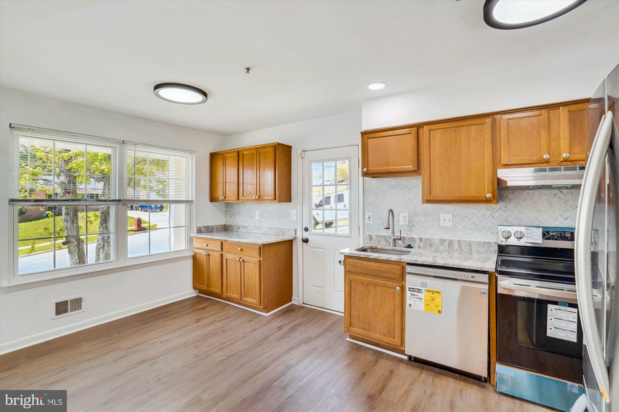 7920 Hart Road Fort Washington, MD 20744 - Photo 15 of 57 Kitchen