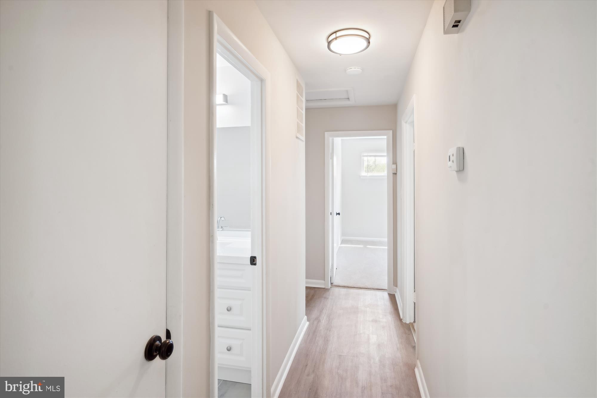 7920 Hart Road Fort Washington, MD 20744 - Photo 25 of 57 Hallway