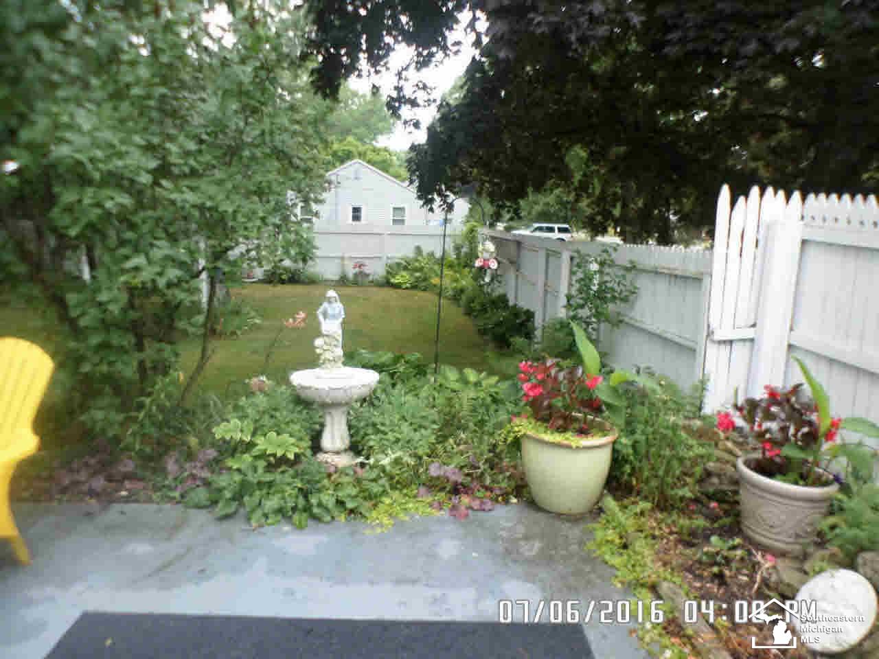 15510 Dayton Road Monroe, MI 48161 - Photo 28 of 37