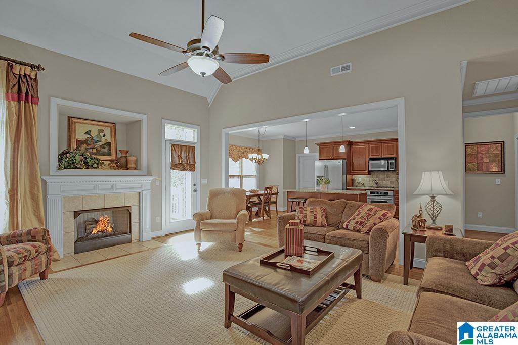380 Deer Ridge Lane Chelsea, AL 35043 - Photo 5 of 32