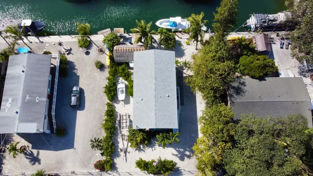 $1,139,000 | 305 50th St Ocean, Marathon, FL 33050