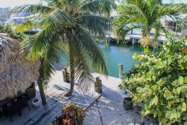 $1,139,000 | 305 50th St Ocean, Marathon, FL 33050