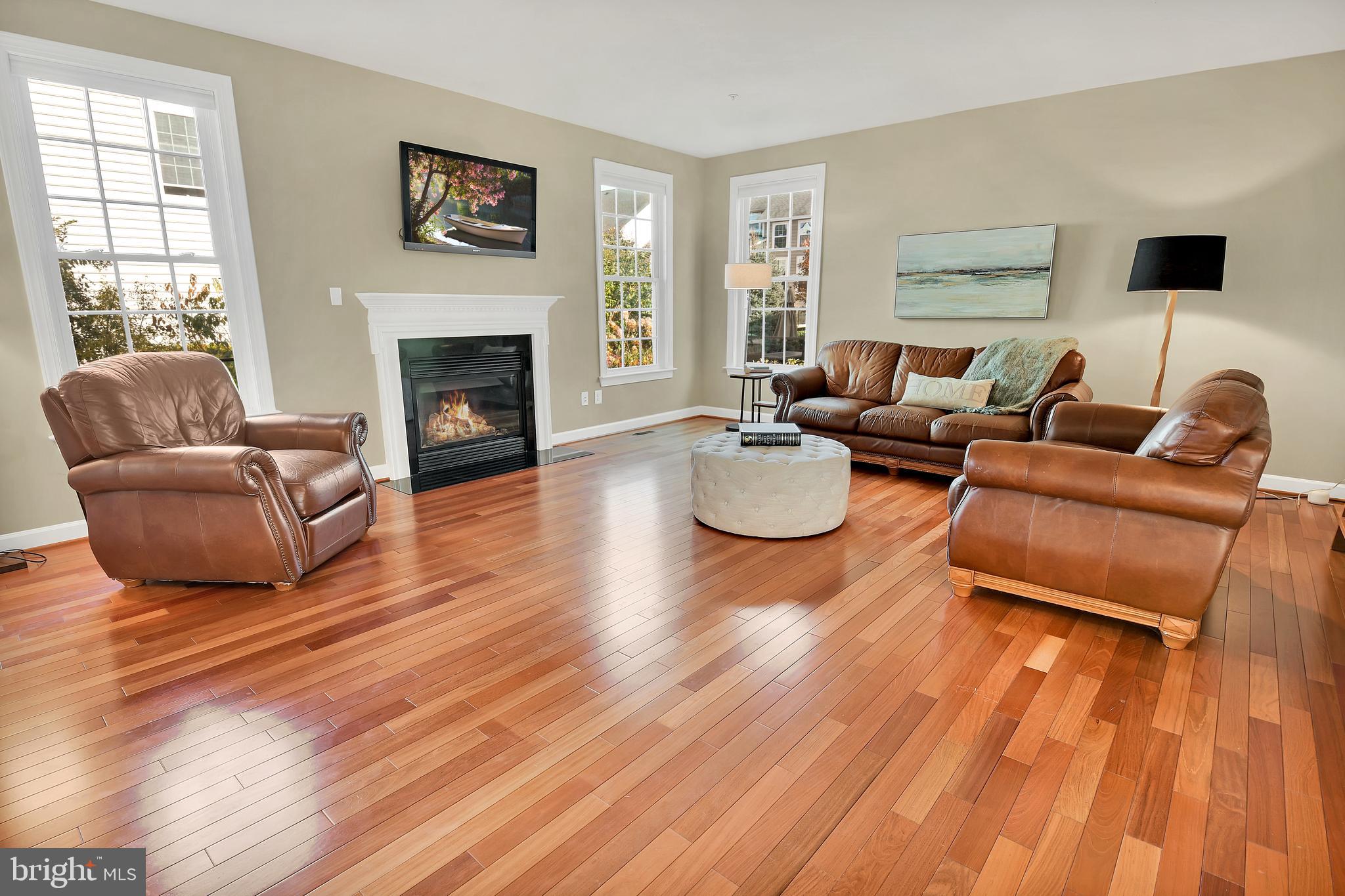 9137 Bealls Farm Road Frederick, MD 21704 - Photo 8 of 39 Family room