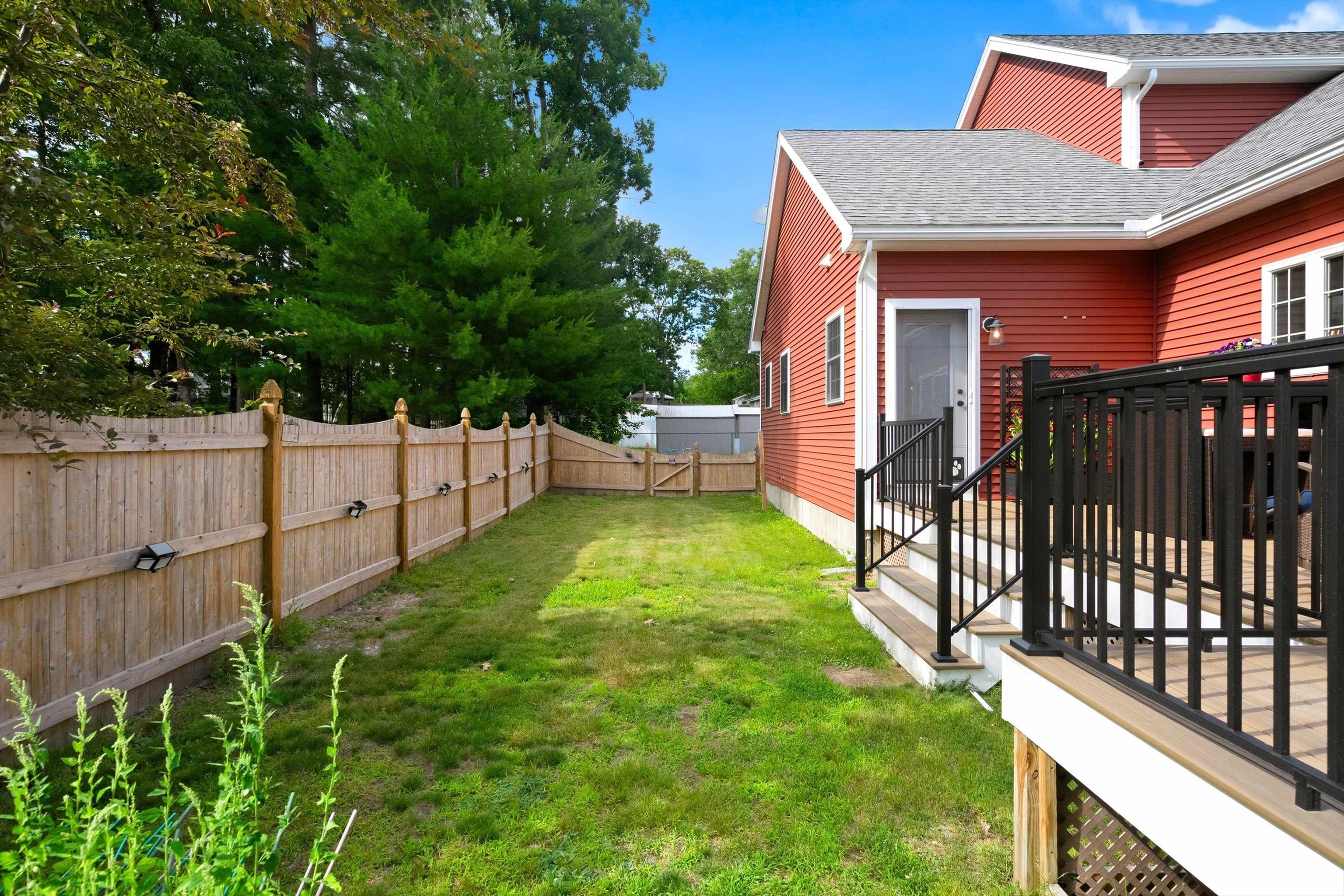 2 Merrill Street Hudson, NH 03051 - Photo 35 of 42