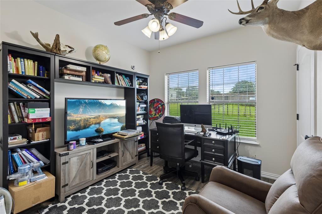107 Blue Ribbon Trail Weatherford, TX 76087 - Photo 14 of 27