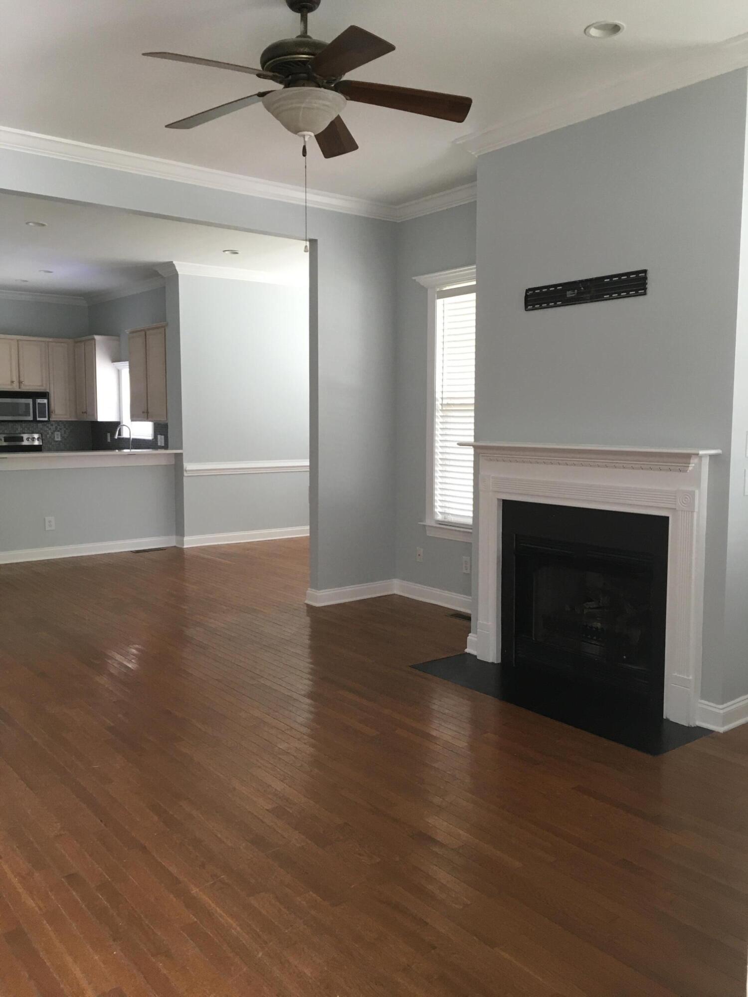 419 Rhett Butler Drive Charleston, SC 29414 - Photo 10 of 45 242E880B-267B-44DB-BA84-6B65EAB90EB9