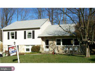 1035 Anna Road Huntingdon Valley, PA 19006 - Photo 1 of 6 Gallery Image 1