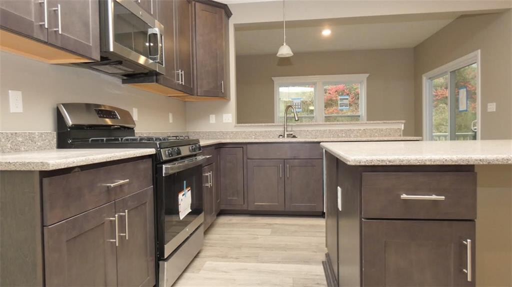 203 Lockheed Drive, Unit D Coraopolis, PA 15108 - Photo 6 of 14 Gallery Image 6