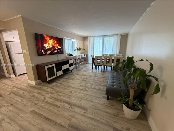 $2,600 | 210 174th Street, Unit L11, Sunny Isles Beach, FL 33160
