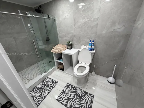 $2,600 | 210 174th Street, Unit L11, Sunny Isles Beach, FL 33160