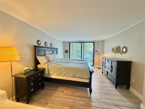 $2,600 | 210 174th Street, Unit L11, Sunny Isles Beach, FL 33160