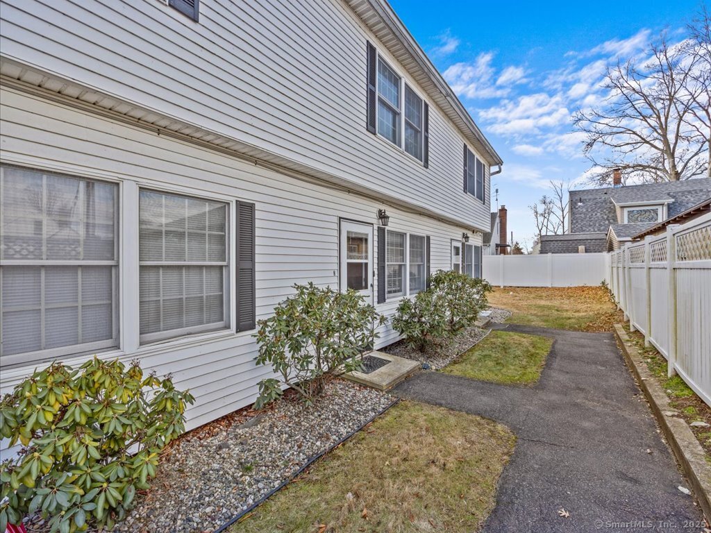 498 Naugatuck Avenue, Unit H Milford, CT 06460 - Photo 1 of 1
