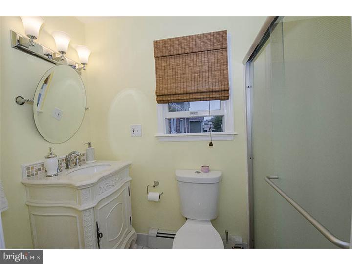 362 Morris Road Wayne, PA 19087 - Photo 12 of 24 Bathroom