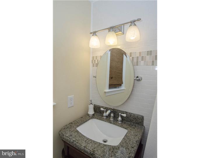 362 Morris Road Wayne, PA 19087 - Photo 17 of 24 Bathroom
