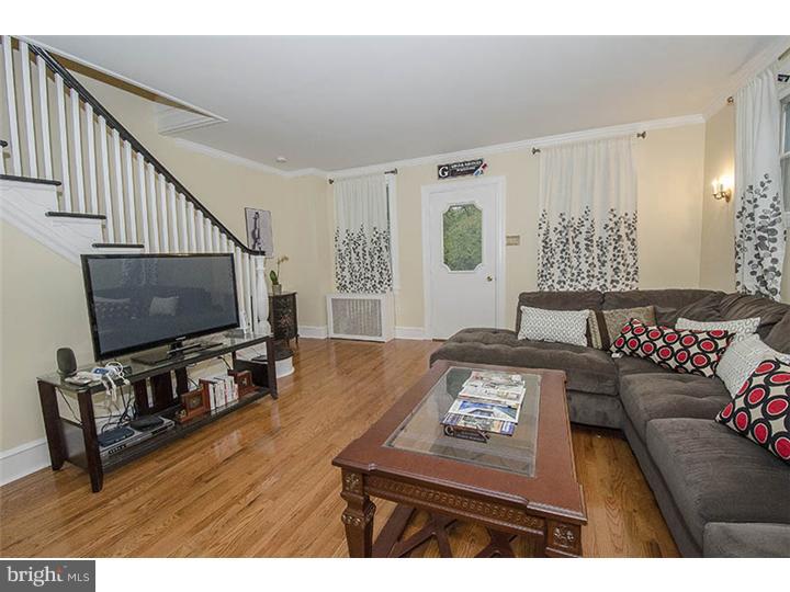 362 Morris Road Wayne, PA 19087 - Photo 4 of 24 Living Room
