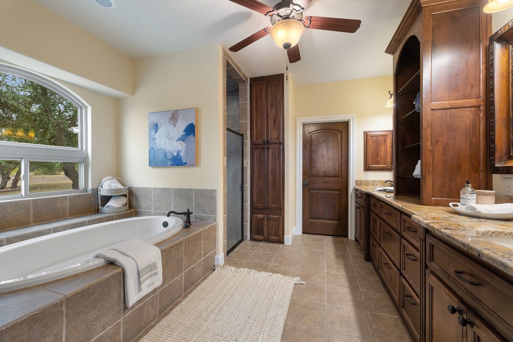 1900 Byrd Ranch Road Johnson City, TX 78636 - Photo 13 of 39