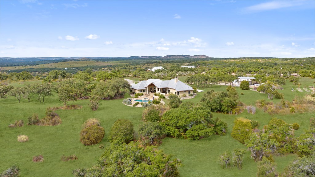 1900 Byrd Ranch Road Johnson City, TX 78636 - Photo 3 of 39