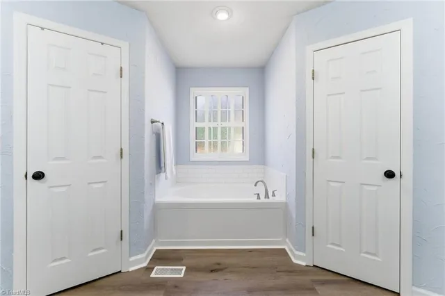 $369,900 | 7640 Abington Drive, Kernersville, NC 27284