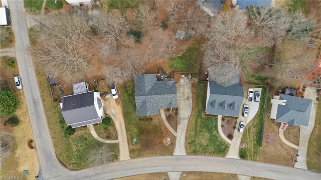 $369,900 | 7640 Abington Drive, Kernersville, NC 27284