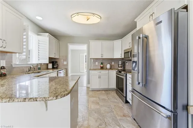 $369,900 | 7640 Abington Drive, Kernersville, NC 27284