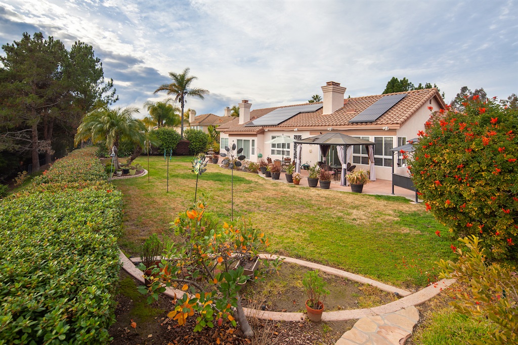 5829 Ranch View Road Oceanside, CA 92057 - Photo 3 of 25