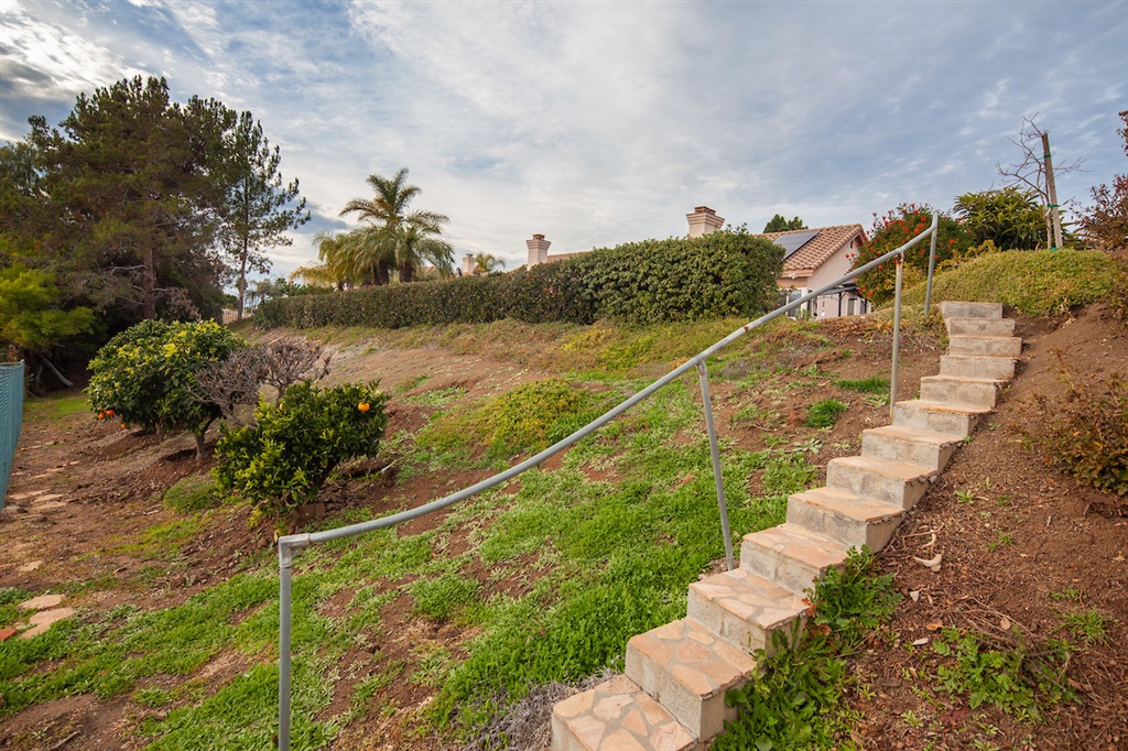 5829 Ranch View Road Oceanside, CA 92057 - Photo 22 of 25