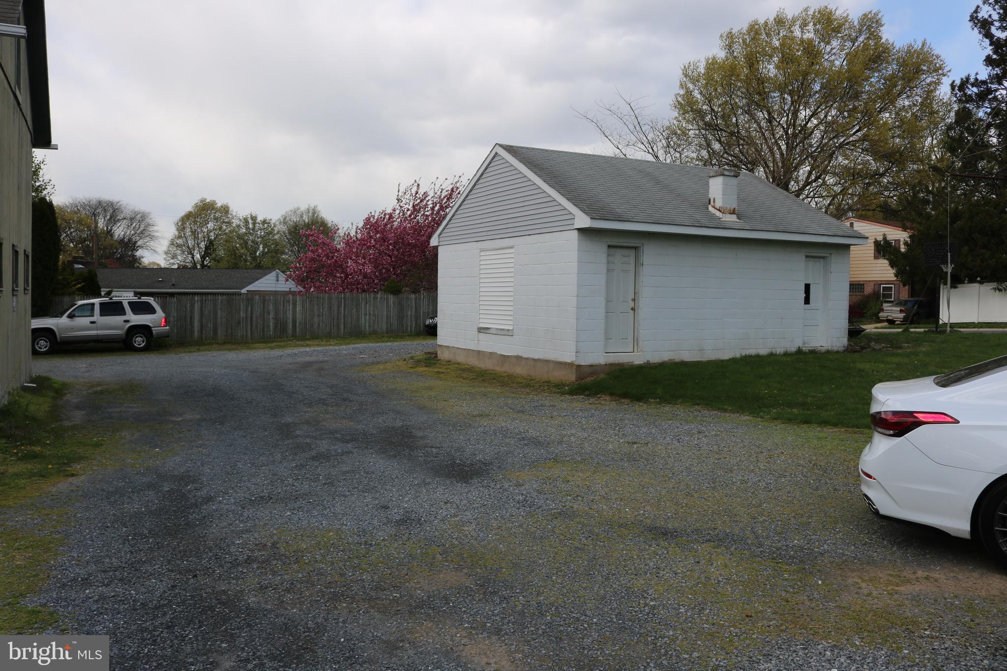 25 Mull Avenue Sinking Spring, PA 19608 - Photo 3 of 16