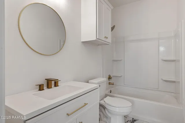 $2,000 | 326 Forest Grove Drive, Youngsville, LA 70592