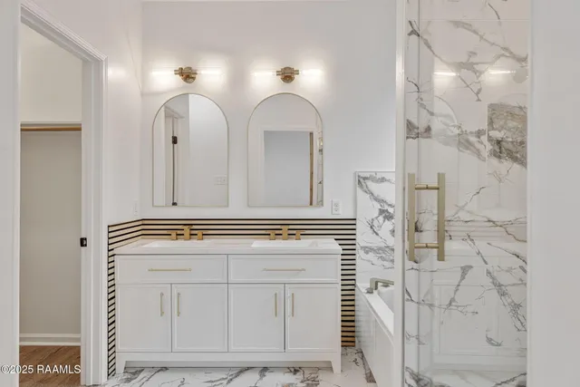 $2,000 | 326 Forest Grove Drive, Youngsville, LA 70592