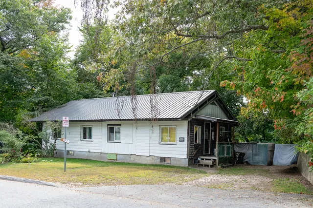 $110,000 | 23 Osgood Avenue, Mexico, ME 04257