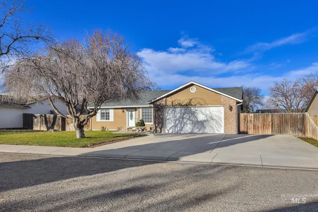 $369,900 | 2304 Jodi Avenue, Nampa, ID 83651