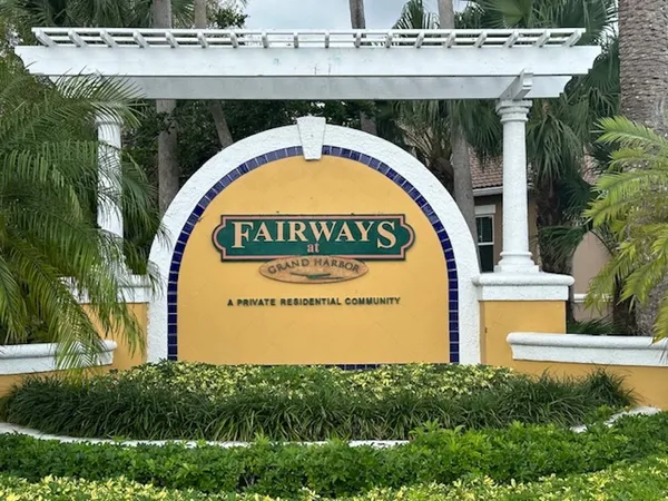 $170,000 | 5060 Fairways Circle, Unit F303, Vero Beach, FL 32967