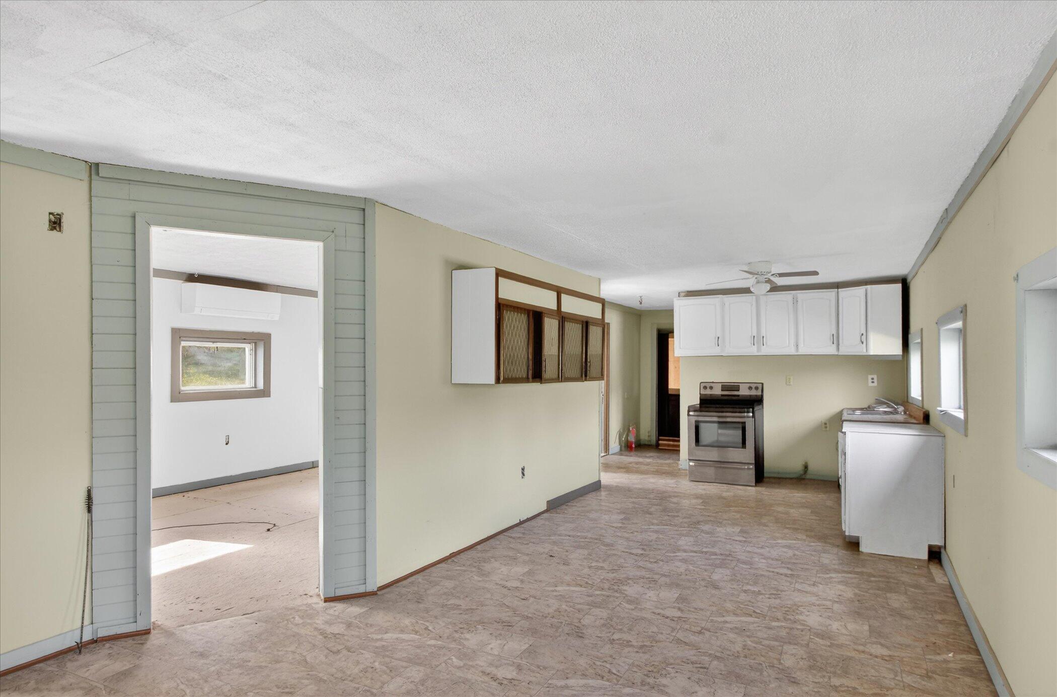 18426 14 Mile Road Leroy, MI 49655 - Photo 2 of 40 09-104-N-Andrea-Ln-St-Louis-Windowstill