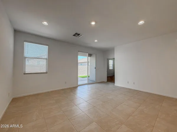 $2,195 | 9810 West Pinchot Avenue, Phoenix, AZ 85037