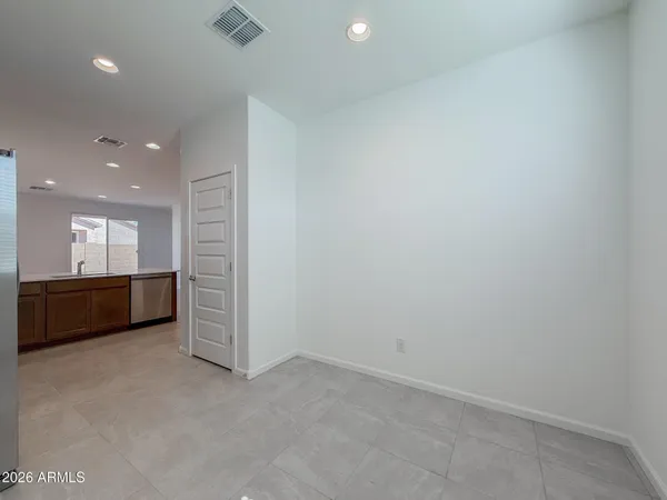 $2,195 | 9810 West Pinchot Avenue, Phoenix, AZ 85037